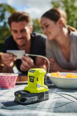 Batteriadapter Ryobi R18USB-0 med USB-laddare