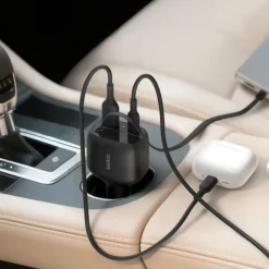 Belkin BoostCharge snabbladdare bil, USB-A, USB-C, 75 W