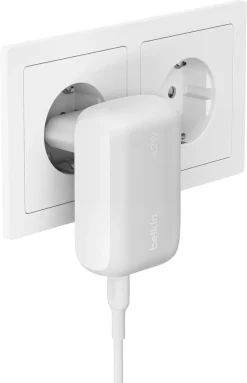 Belkin BoostCharge snabbladdare USB-C/USB-A, 42 W