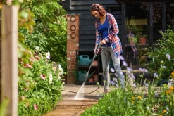 Bosch UniversalAquatak 125 högtryckstvätt