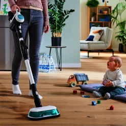 Bosch Unlimited 7 ProHygienic Aqua dammsugare med mopp