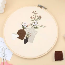 Broderikit blomsterarrangemang, 21 cm