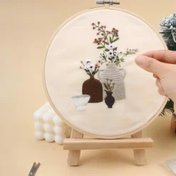 Broderikit blomsterarrangemang, 21 cm