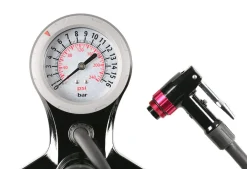 Cykelpump med tryckmätare, Asaklitt