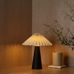 Dimbar bordslampa, portabel och laddbar