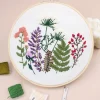 DIY-kit broderi Skogsblommor, nybörjare, från 12 år