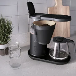 Electrolux Explore 7 kaffebryggare, 9 koppar, svart