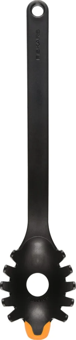 Fiskars pastaslev silikon Functional Form, 29 cm