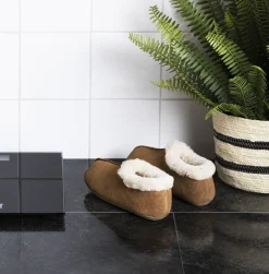 Fårskinnstofflor herr och dam, beige