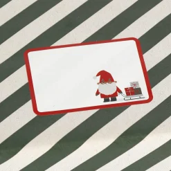 Juletiketter på rulle julmotiv med tomte, 50-pack