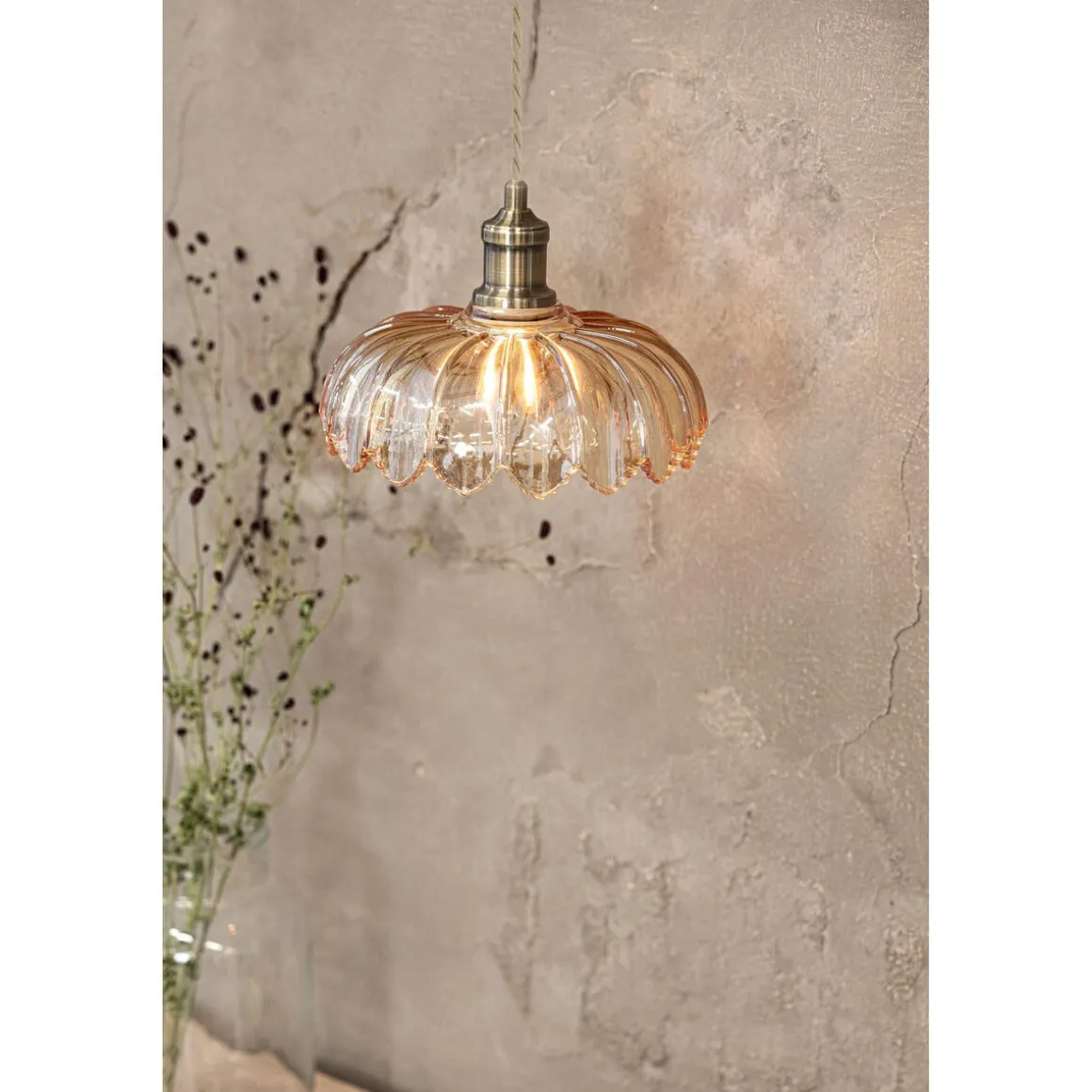 Markslöjd Kurage pendellampa glas och antik mässing-stil