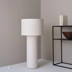 Northlight Didrik golvlampa, linne och metall