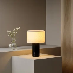 Northlight Edvin Mini laddbar bordslampa linne, 21 cm