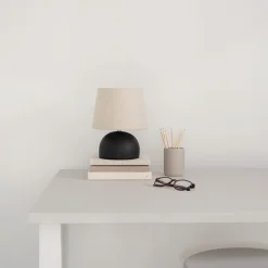 Northlight Hilma liten bordslampa svart keramik, 23 cm