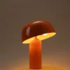 Northlight Nova bordslampa med vridbar skärm, 30 cm