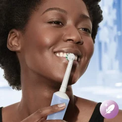 Oral-B Vitality Pro blå eltandborste