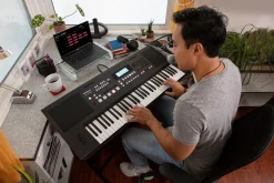 Roland E-X50 Arranger Keyboard med Bluetooth