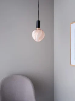 Rosa globlampa LED E27 Ice Cream Pink, 160 mm