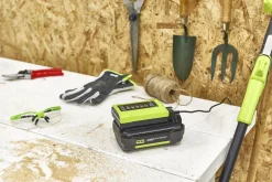 Ryobi batteriladdare RY36C17A