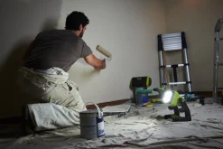Ryobi RLFD18-0 batteridriven arbetsbelysning, 18 V