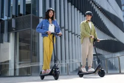 Segway Ninebot E2 E II elsparkcykel 20 km/h, svart