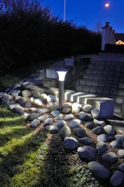 Stark solcellslampa markspjut Northlight, 33/51 cm