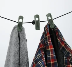 Tvättlina camping, med 12 klädnypor och karbinhake