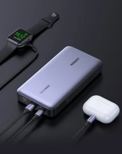 Ugreen Nexode powerbank 25000 mAh 145 W, 3 portar