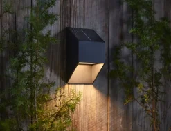 Vägglampa utomhus downlight solcell Northlight