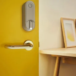 Yale Linus L2 smartlås med Yale Dot, ytterdörr
